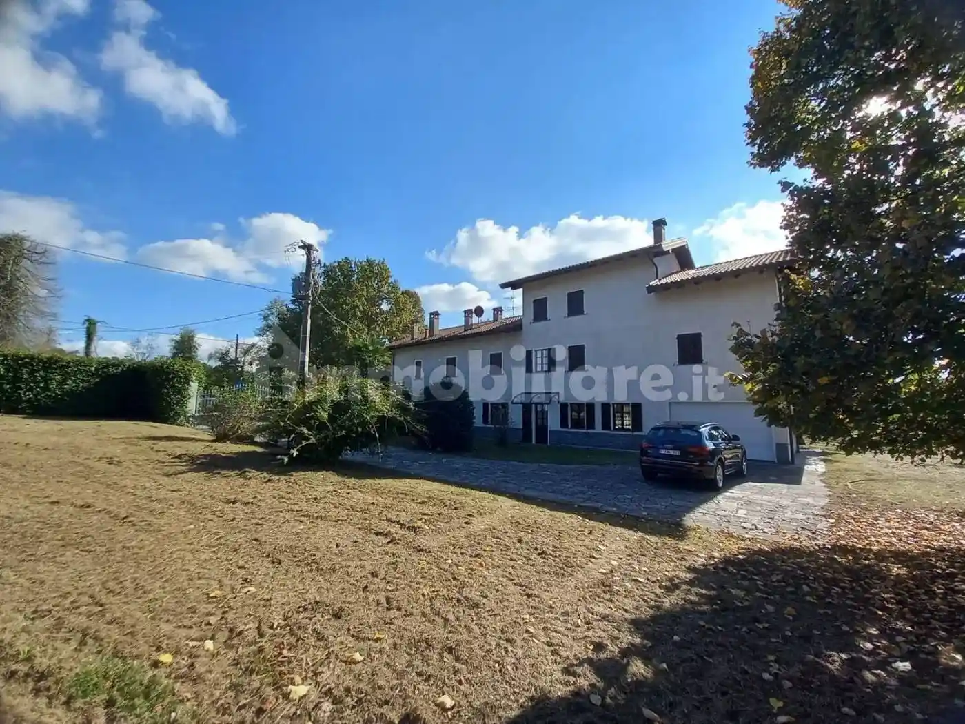 Villa in vendita a Agrate Conturbia