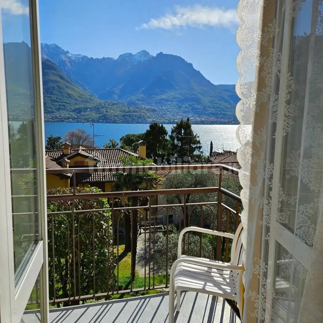 Appartamento in affitto a Oliveto Lario