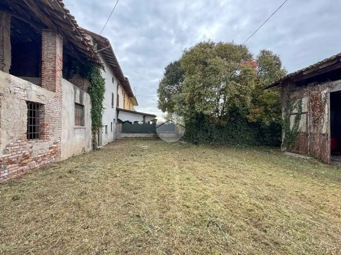 Rustico - Casale in vendita a Montichiari