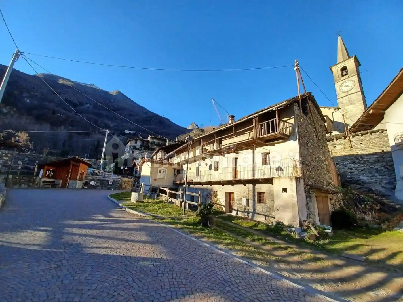Casa indipendente in vendita a Donnas