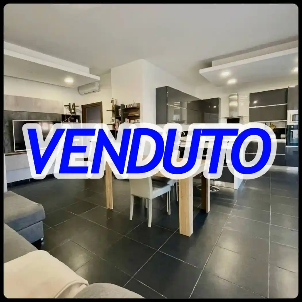 Appartamento in vendita a Garbagnate Milanese