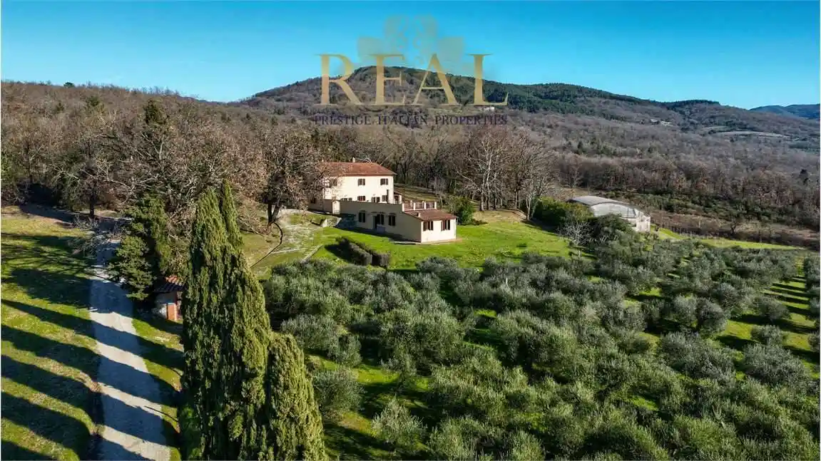 Villa in vendita a Scarperia e San Piero