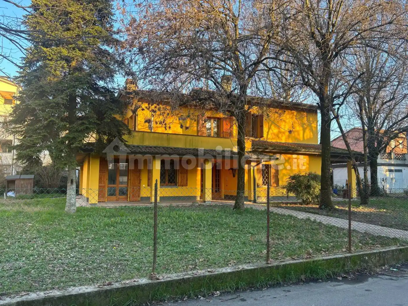 Palazzo - Edificio in vendita a Cadelbosco di Sopra