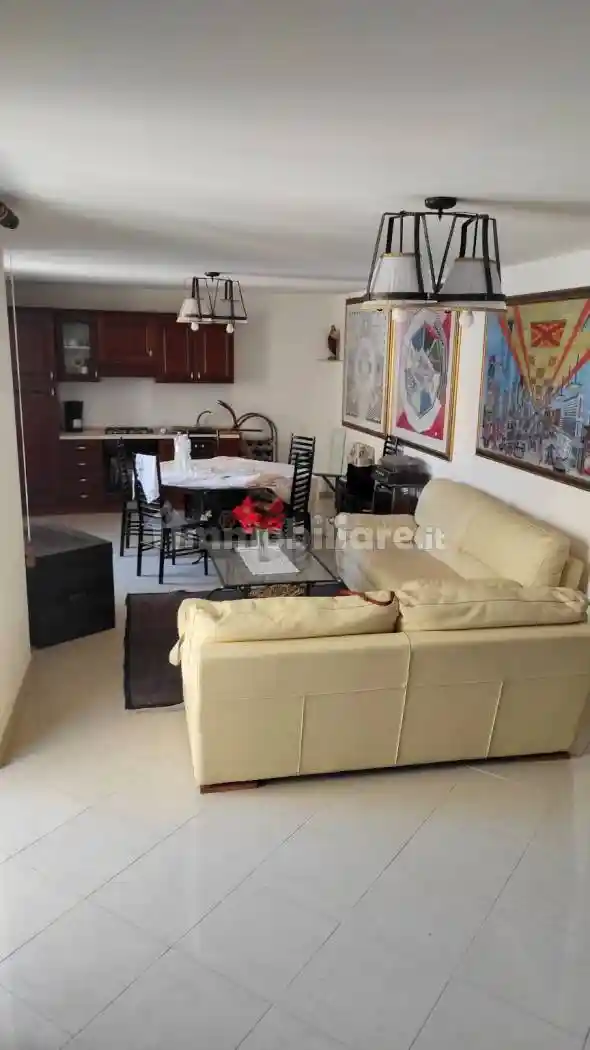 Casa indipendente in vendita a Delia