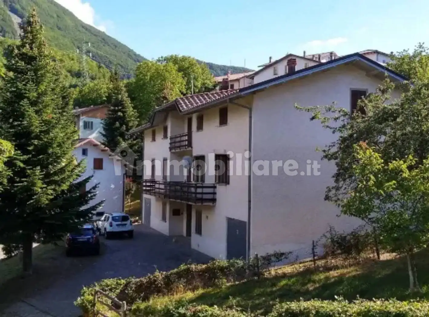 Villa in vendita a Ventasso