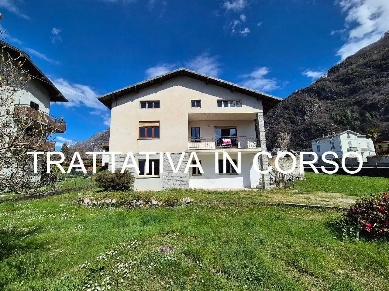 Casa indipendente in vendita a Novate Mezzola