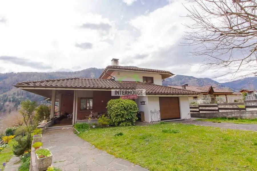 Villa in vendita a Arta Terme