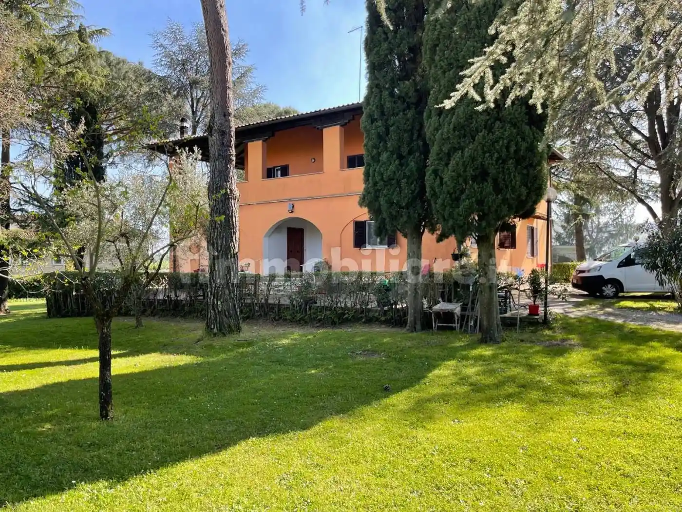 Villa in vendita a Ronciglione