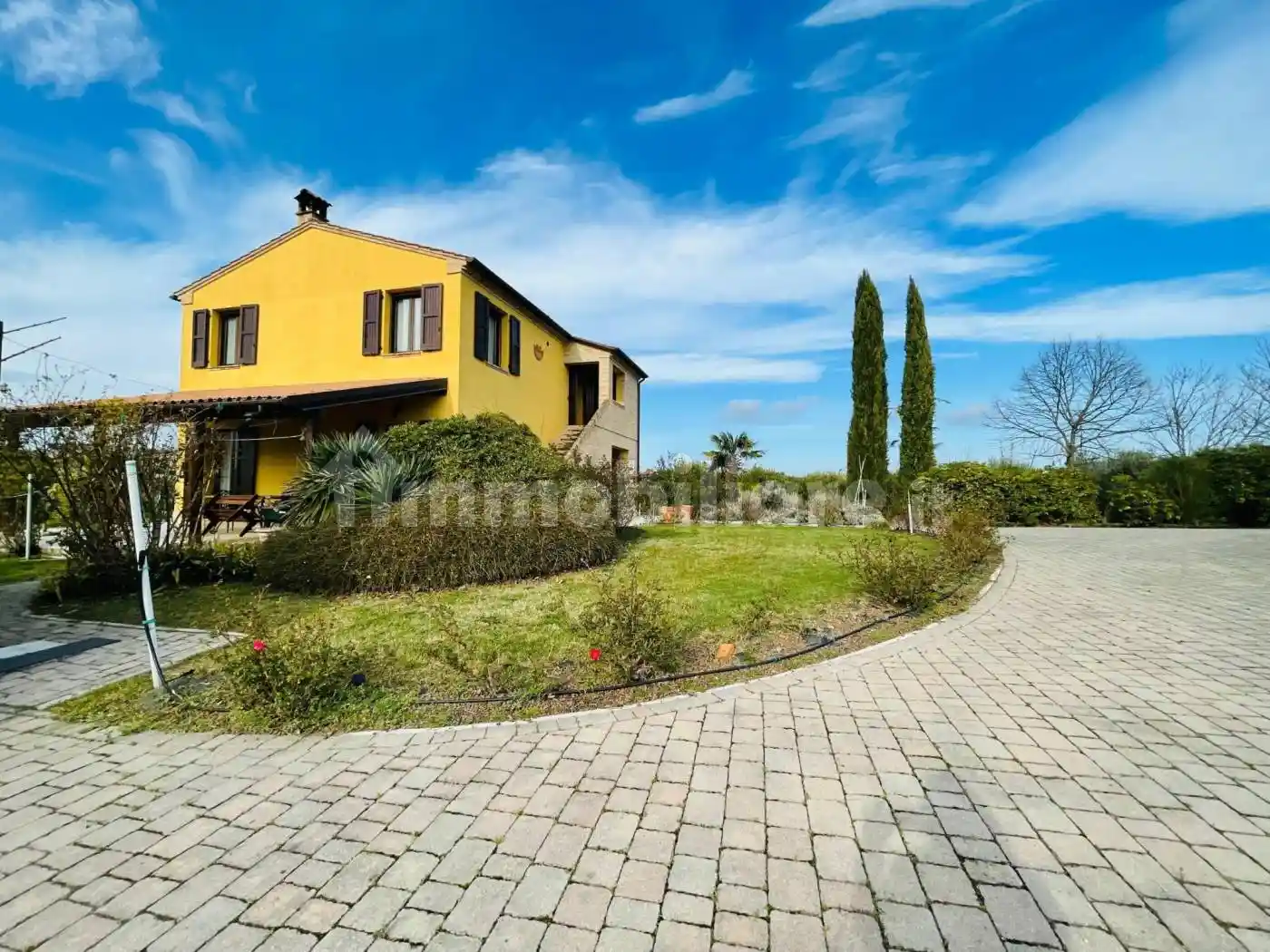 Rustico - Casale in vendita a Morrovalle