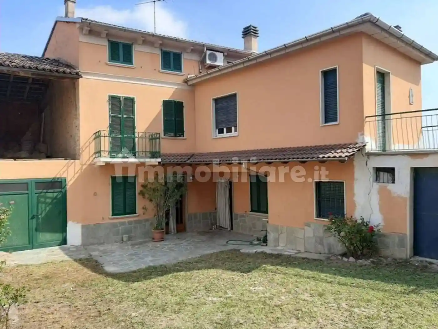Villa in vendita a Montù Beccaria