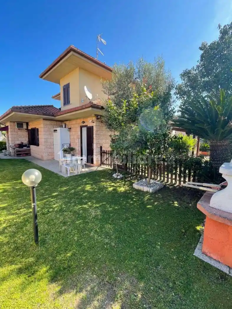 Villa in vendita a Roma