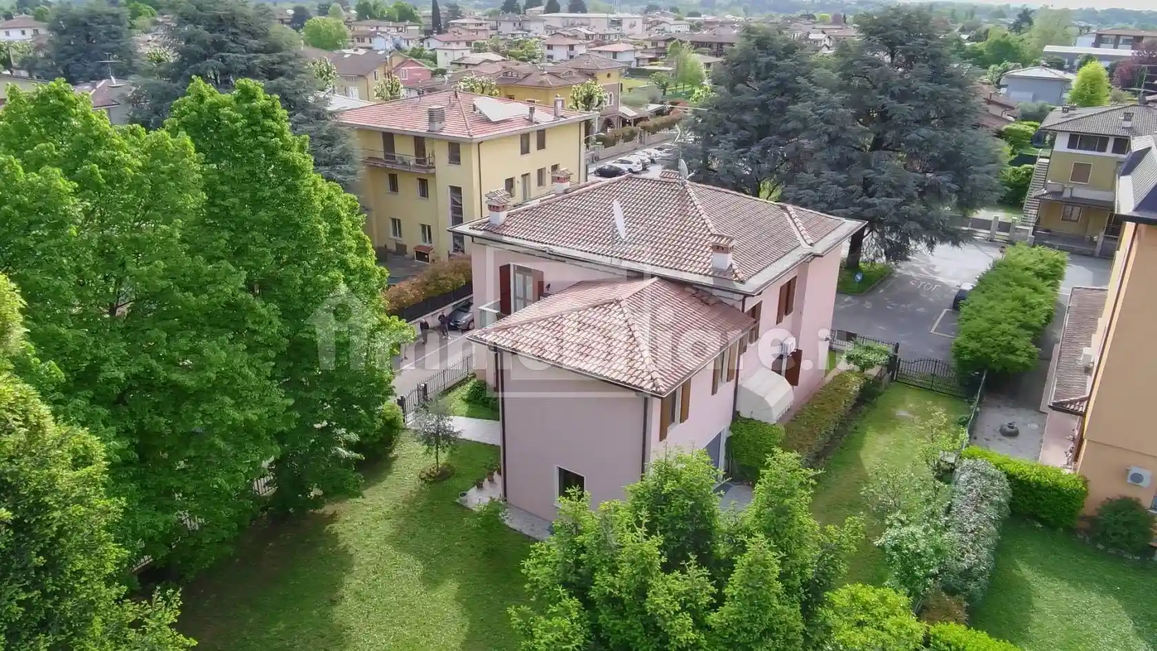 Villa in vendita a Prevalle