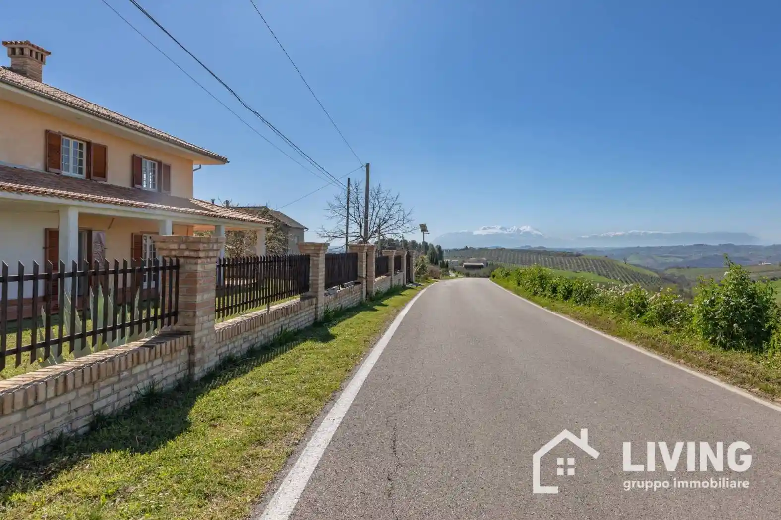 Villa unifamiliare Strada Gaglierano 67, Città Sant'Angelo - foto 3