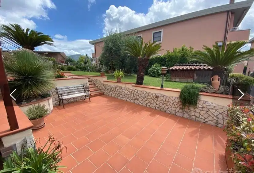 Villetta a schiera in vendita a Norma