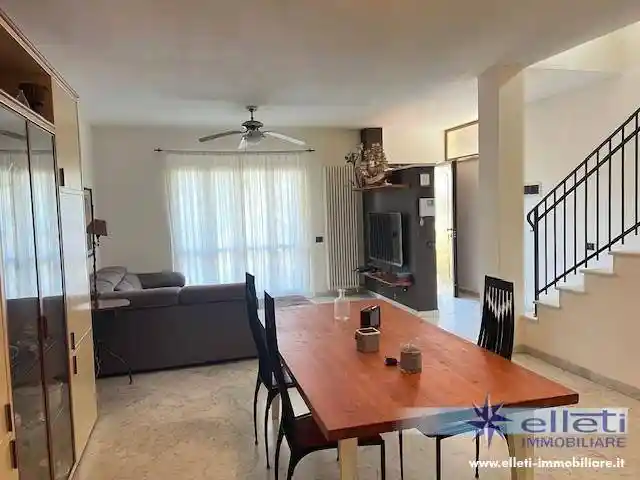 Villa in vendita a Massa