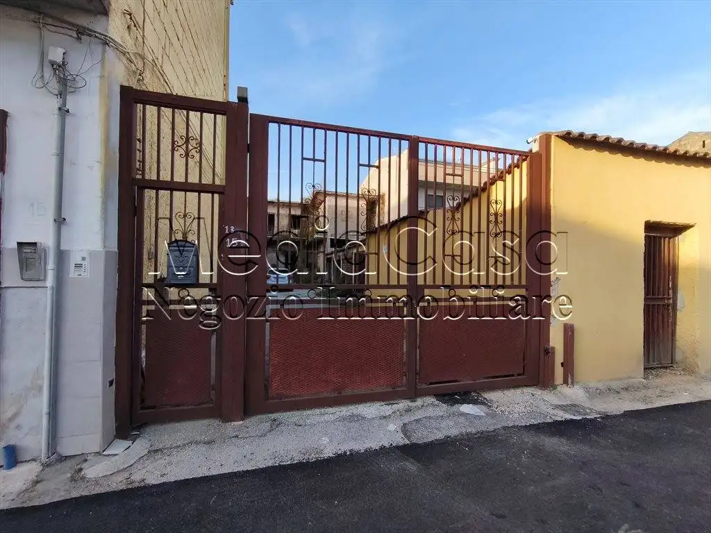 Casa indipendente in vendita a Casaluce