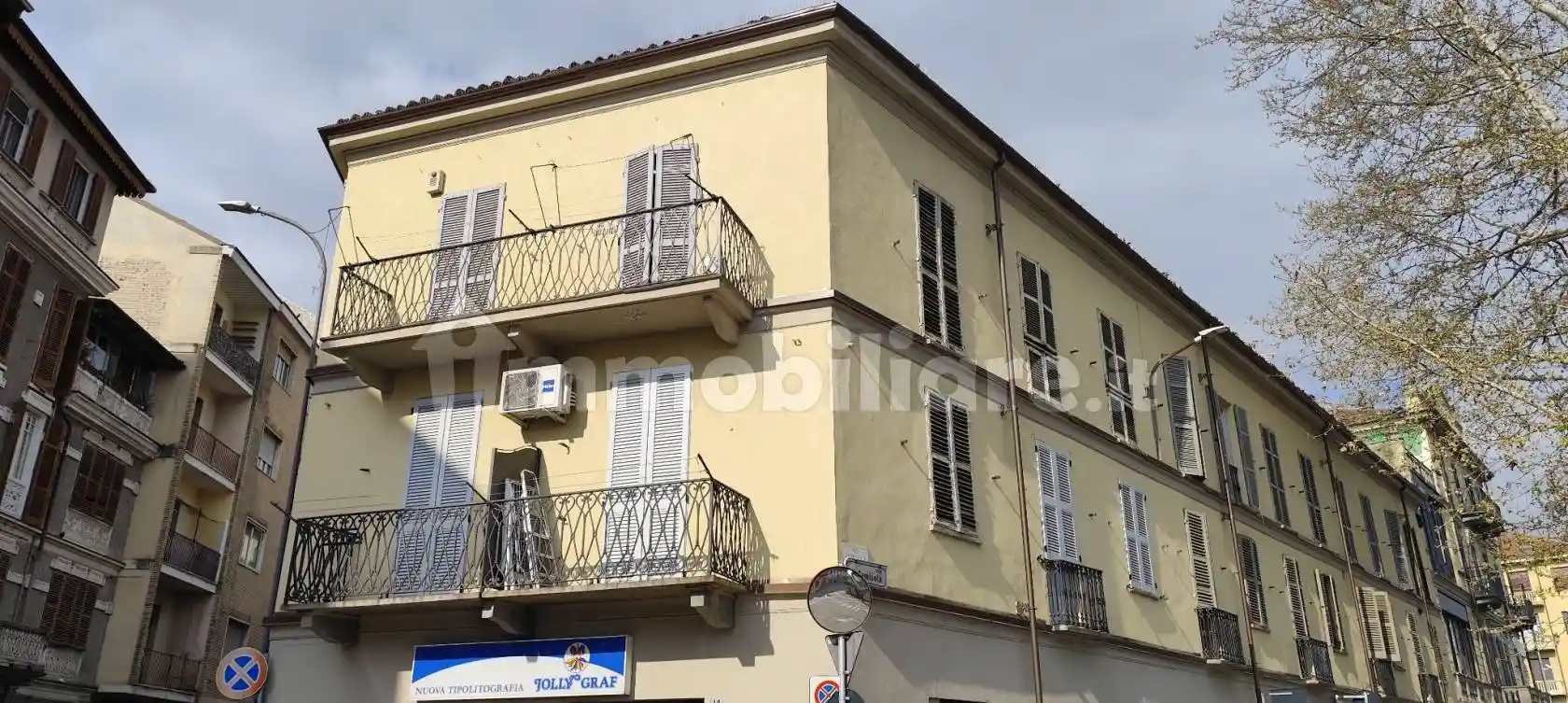 Appartamento in vendita a Asti
