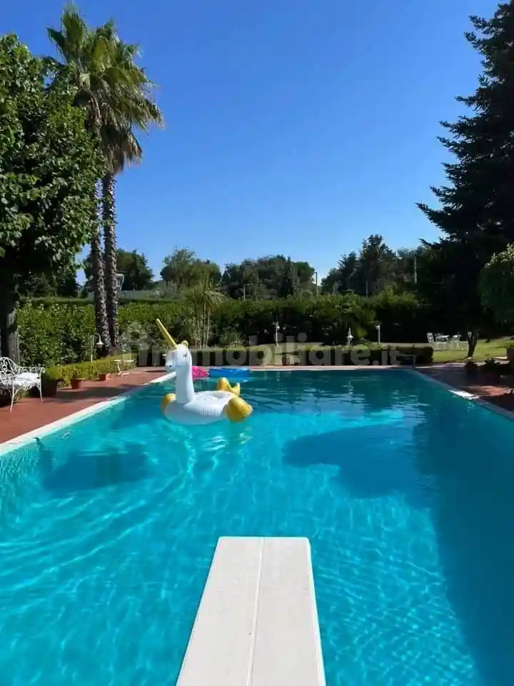 Villa in vendita a Grumo Appula