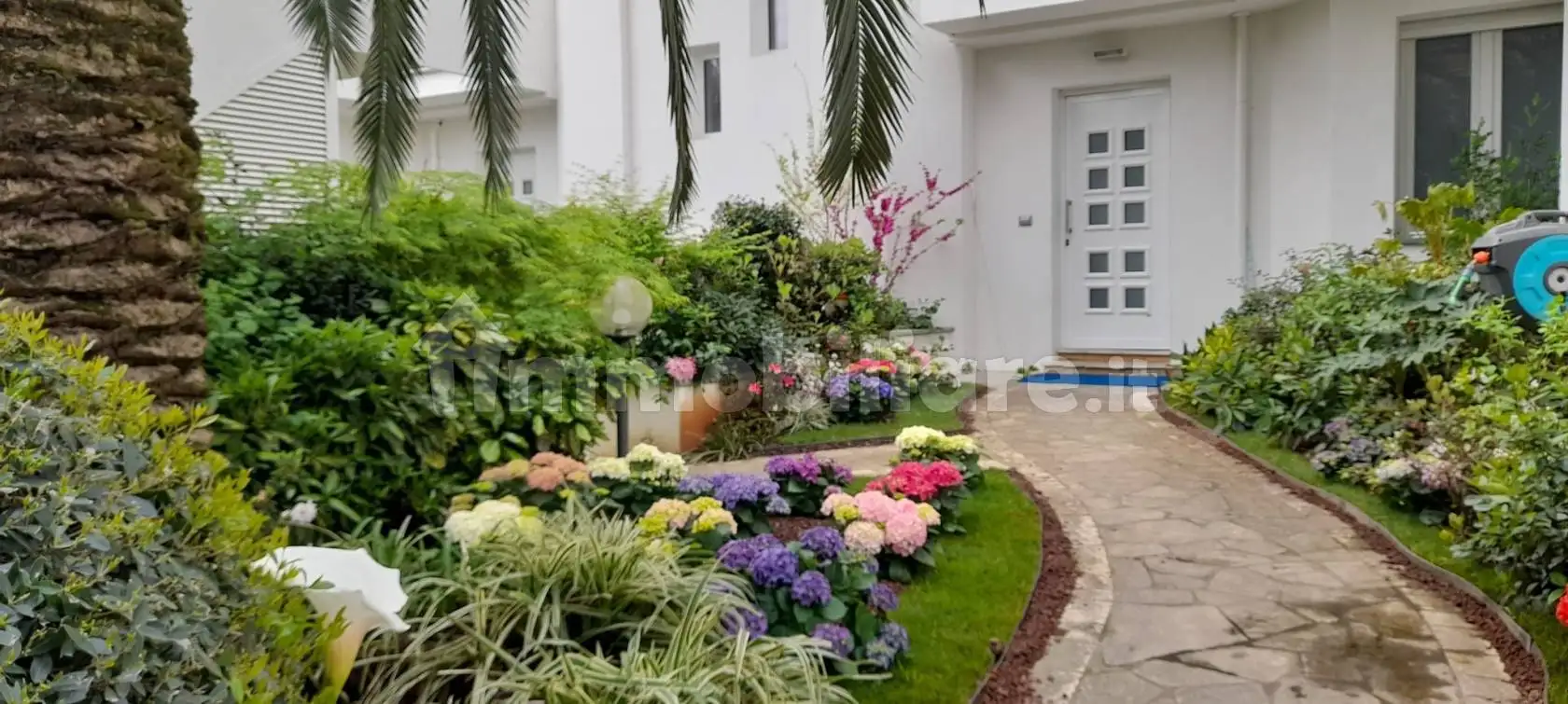 Villa plurifamiliare via Giacomo Matteotti, Cinquale, Montignoso - foto 2