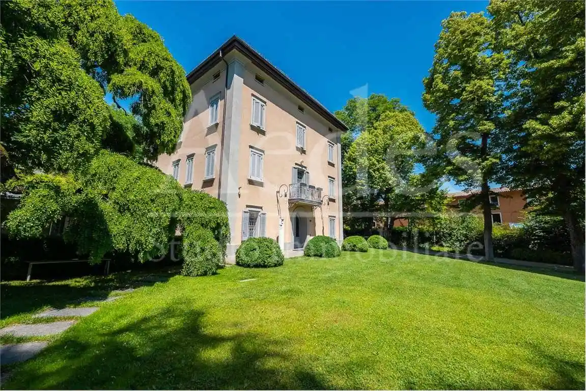 Villa in vendita a Valsamoggia