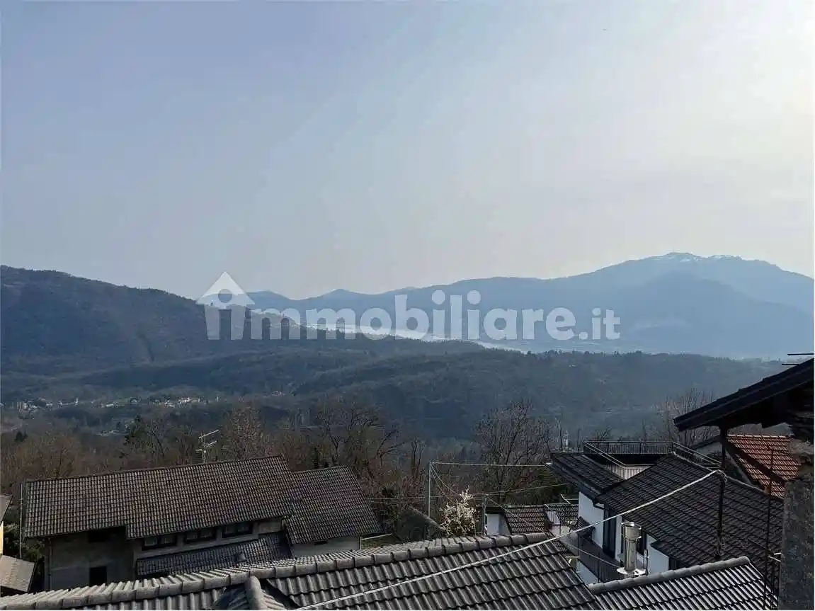 Terratetto unifamiliare via Vittorio Emanuele , 15, Centro, Cossogno - foto 3