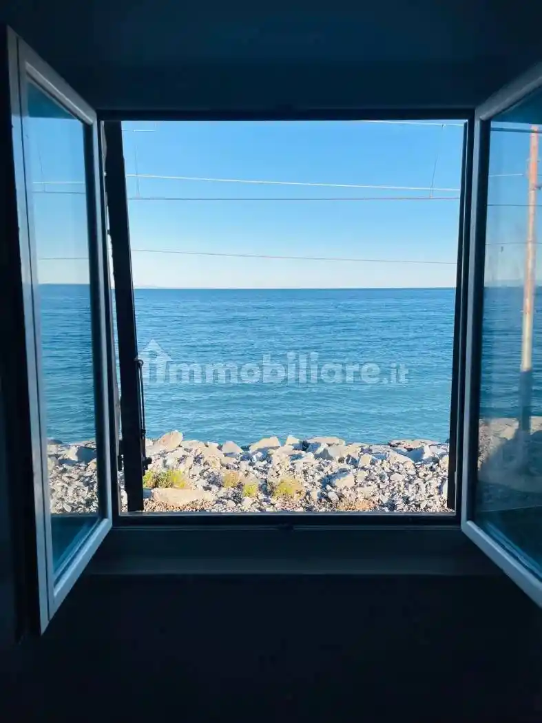 Villa in vendita a Albenga