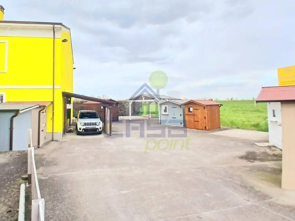 Terratetto unifamiliare via Mantova, 7, San Lorenzo De' Picenardi, Torre de' Picenardi - foto 3