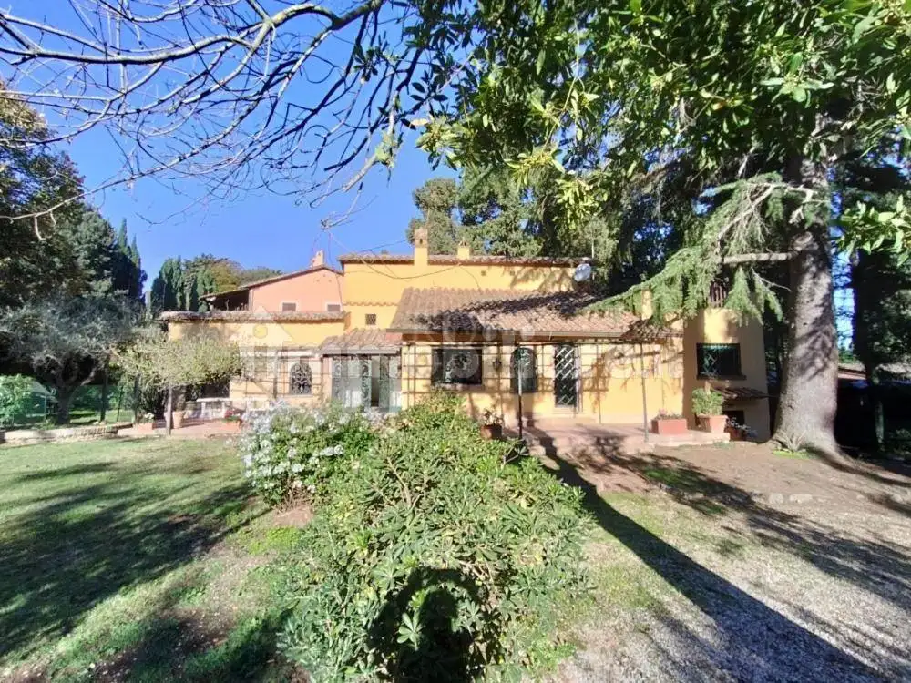 Villa in affitto a Roma