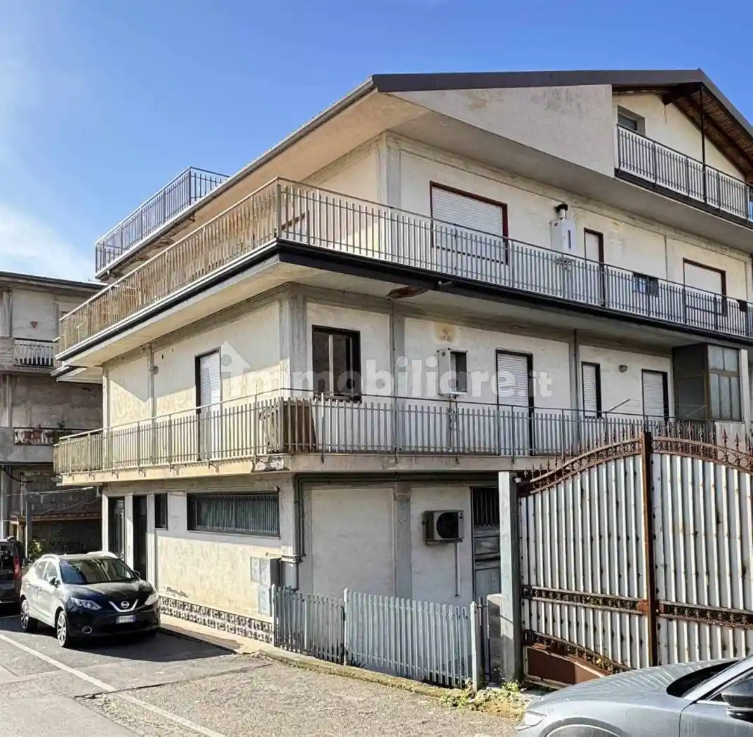 Appartamento in vendita a Santa Maria di Licodia