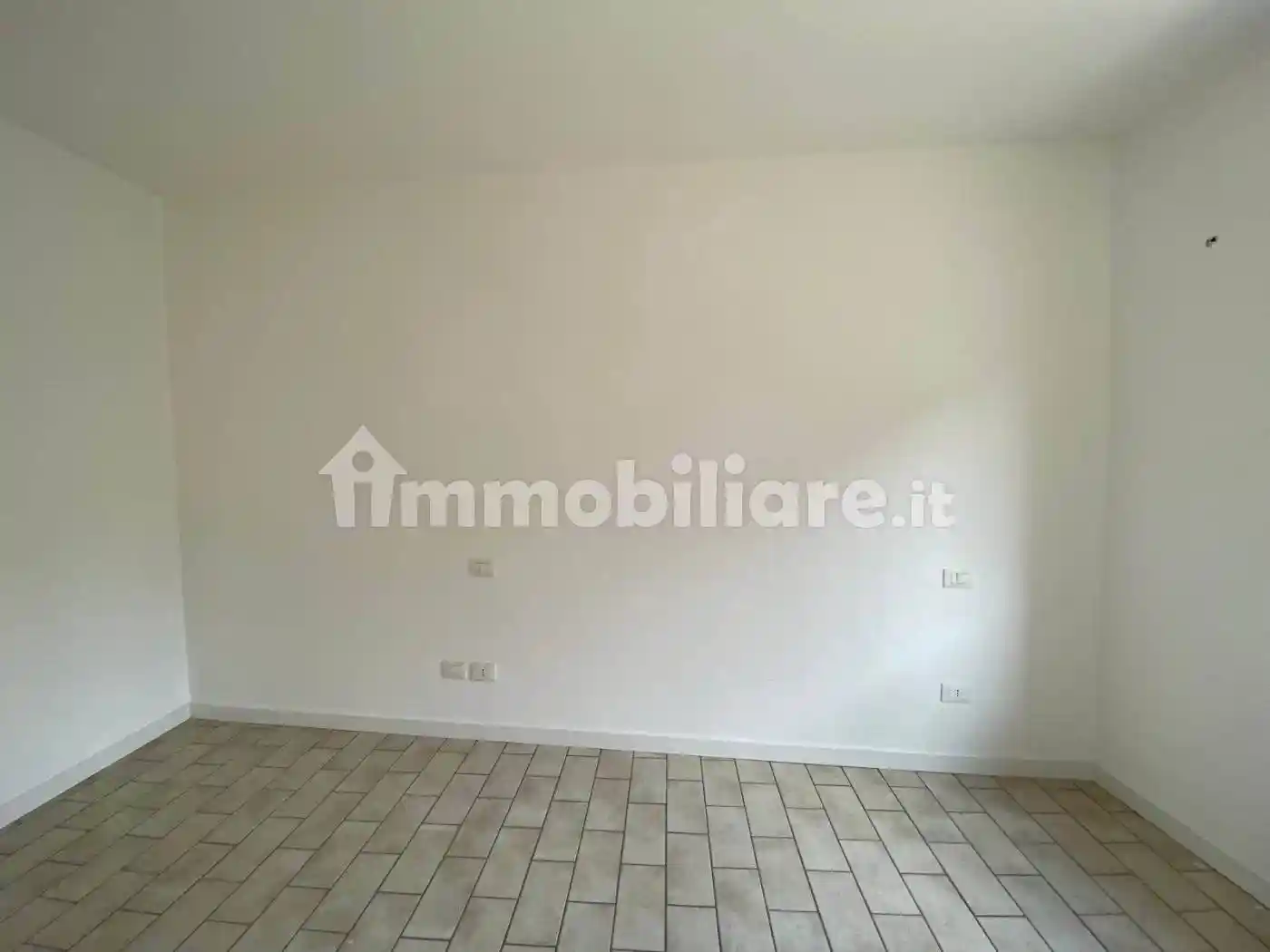 Bilocale ottimo stato, piano terra, Via Colombo, Piacenza - foto 5