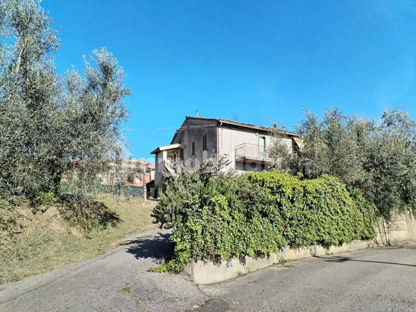 Casa indipendente in vendita a Perugia