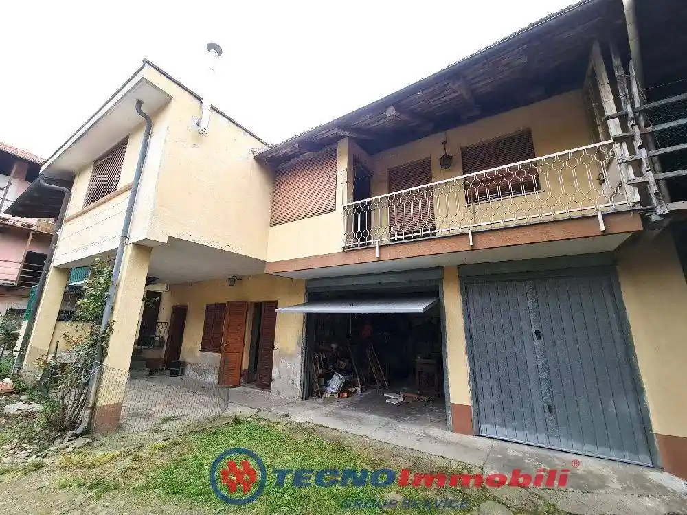 Casa indipendente in vendita a Rocca Canavese
