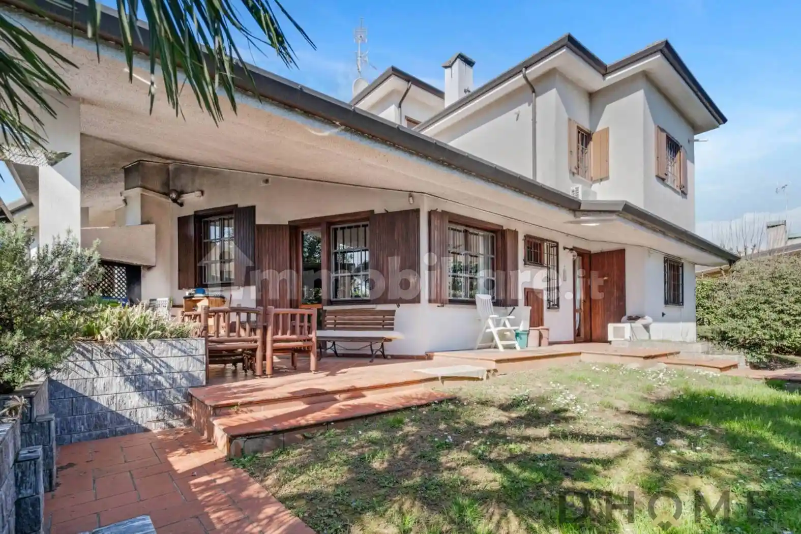 Villa in vendita a Lesmo