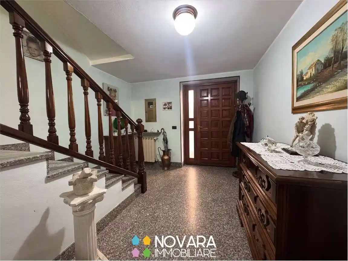 Villa unifamiliare via San Francesco, Pernate, Novara - foto 3