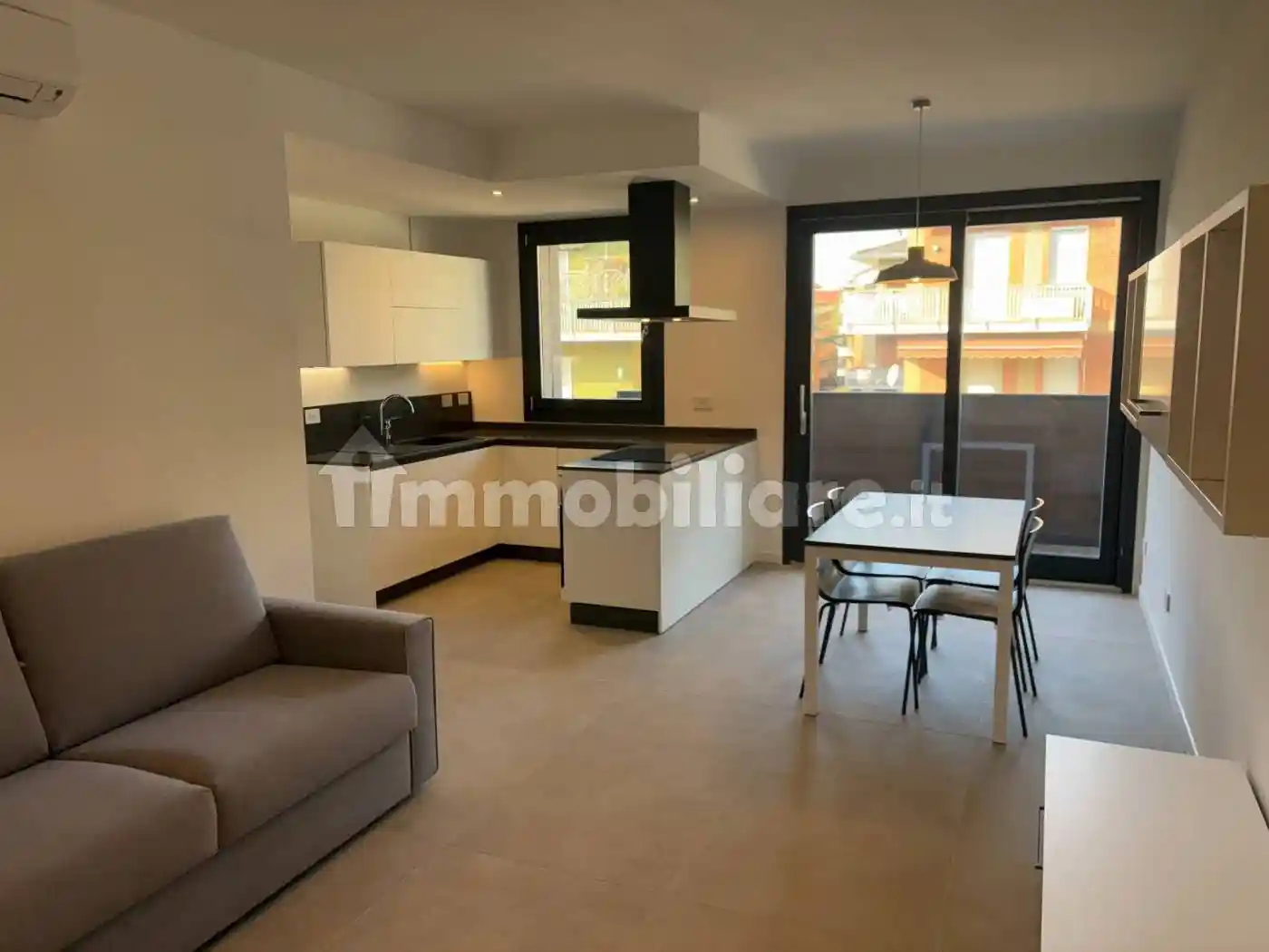 Bilocale via Alessandro Poerio, Ponte Crencano, Verona - foto 2