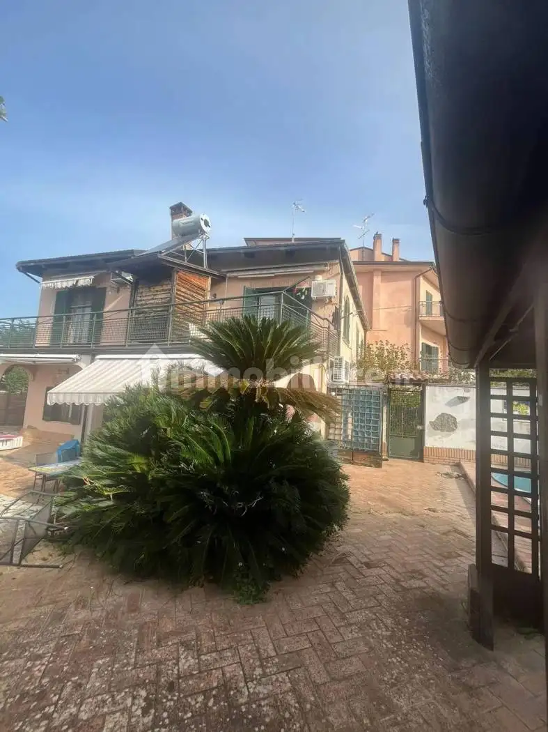Villa in vendita a Pontecagnano Faiano