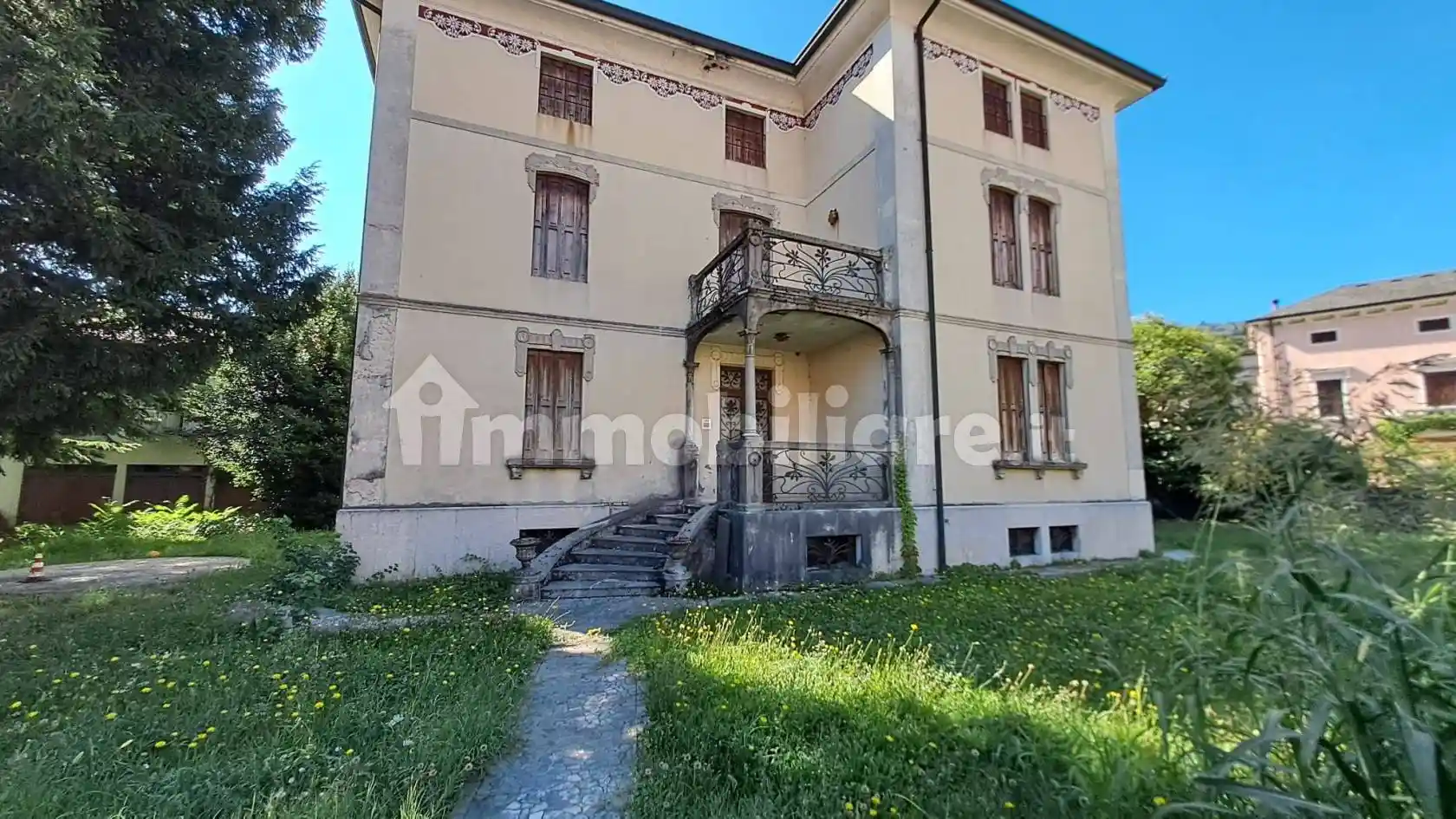 Villa in vendita a Chiampo