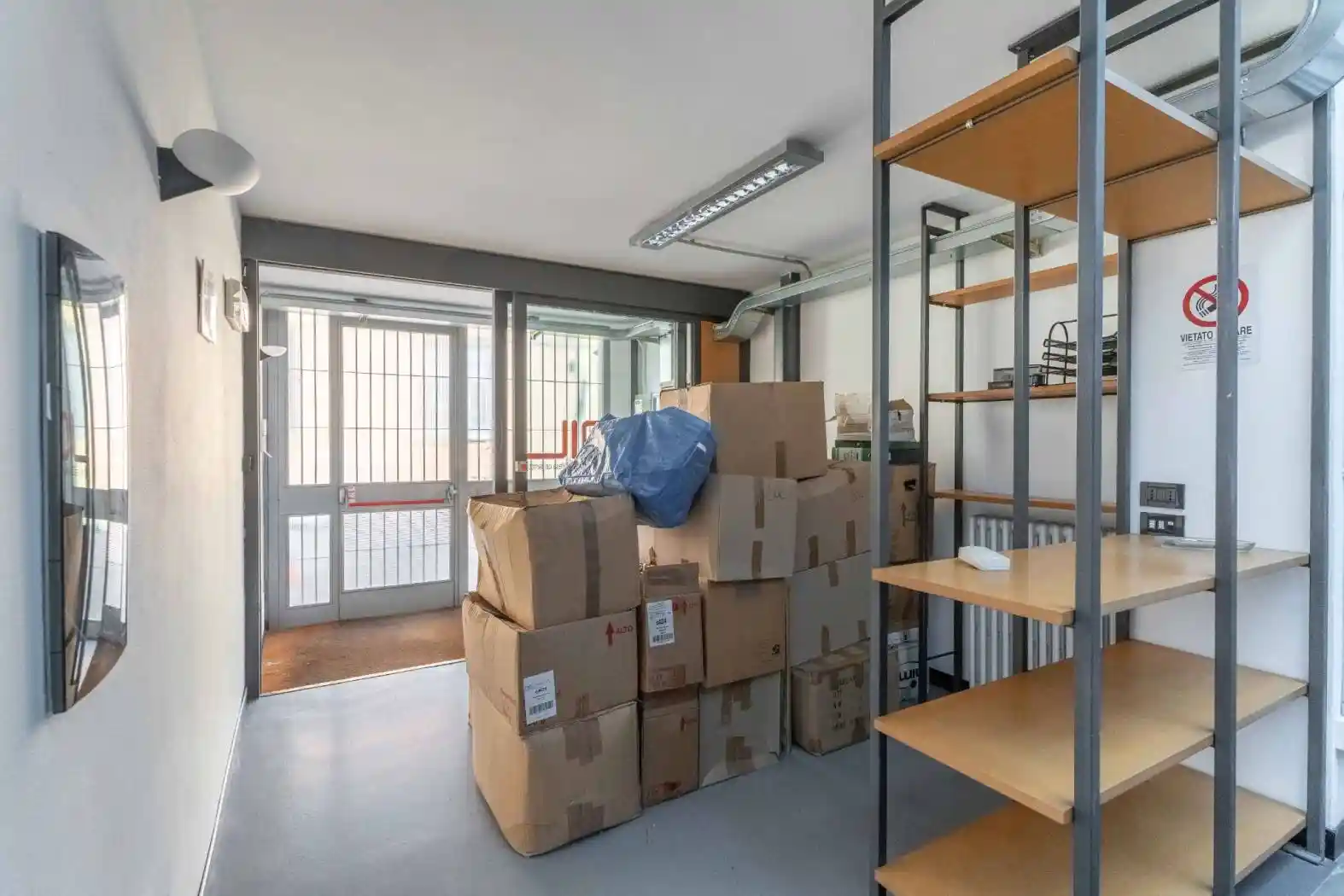 Open space via Giovanni Enrico Pestalozzi 10, Barona, Milano - foto 3