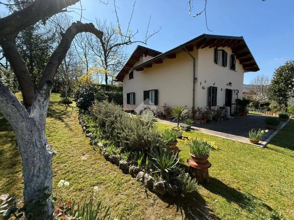 Casa indipendente in vendita a Agosta