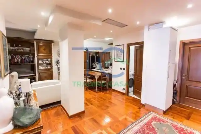 Appartamento in vendita a Piacenza