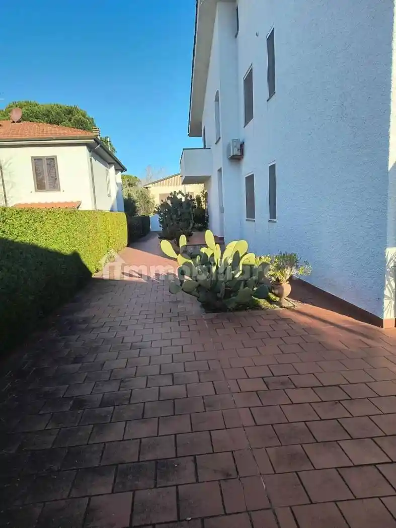 Villa unifamiliare, ottimo stato, 350 m², Lungarno Gabriele D'Annunzio, Pisa - foto 2