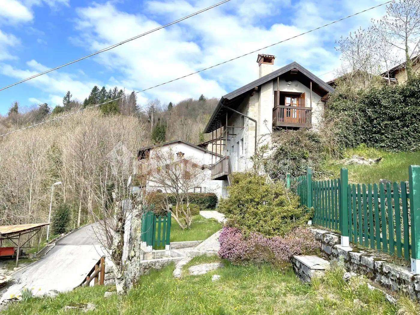 Casa indipendente in vendita a Savogna