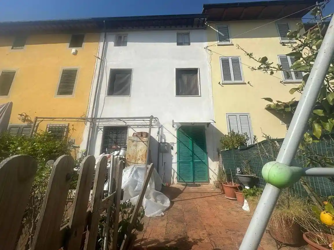 Rustico - Casale in vendita a Capannori