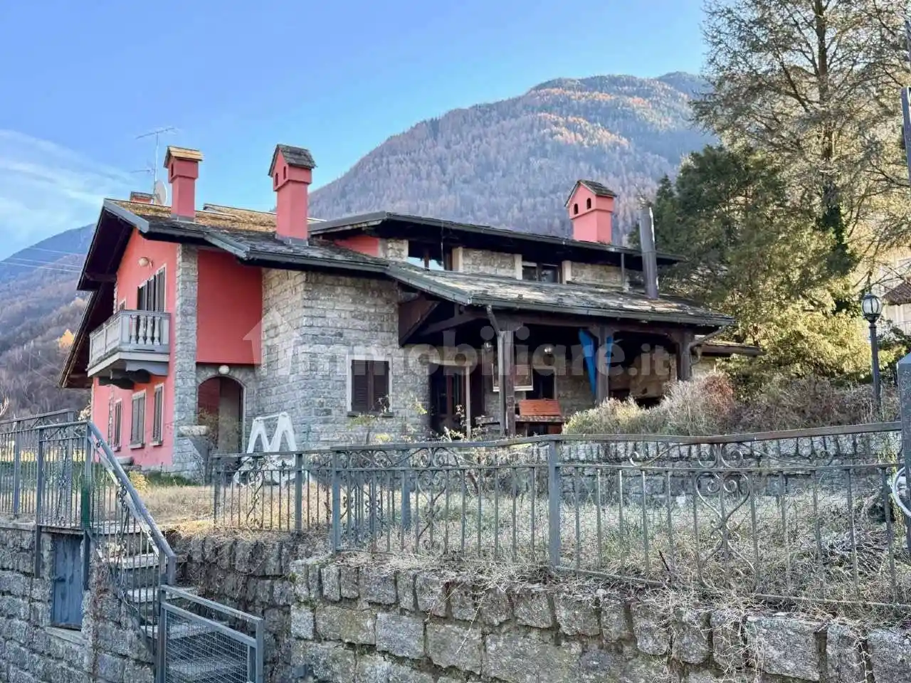 Villa in vendita a Teglio