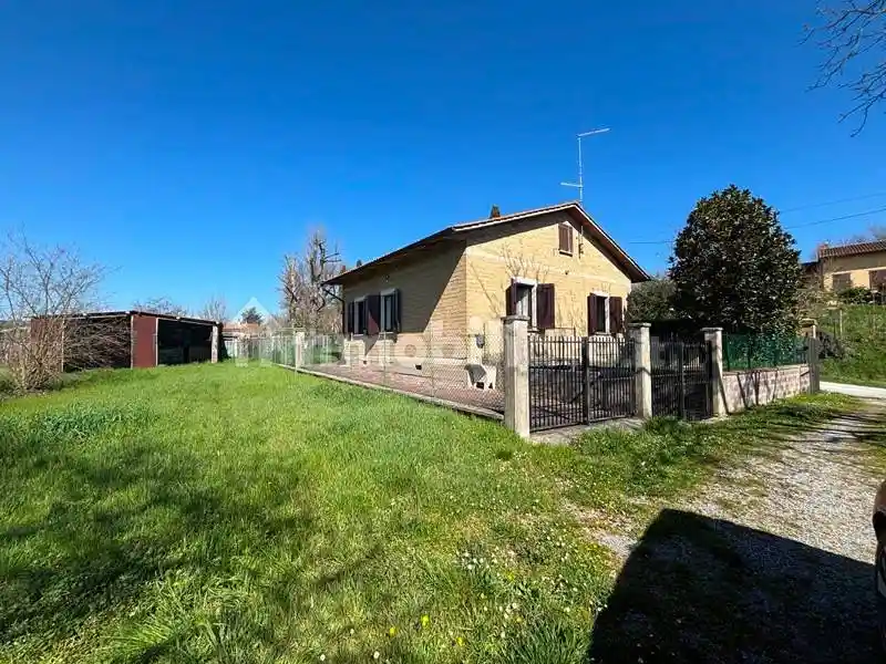 Villa in vendita a Cetona
