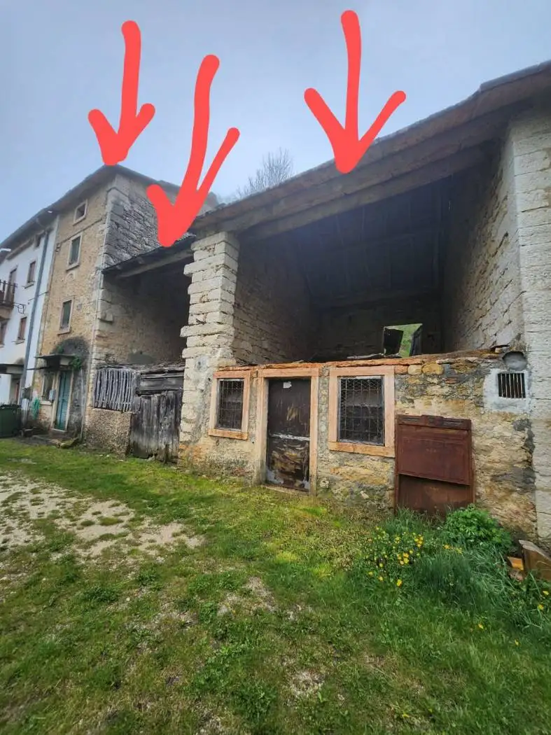 Rustico - Casale in vendita a Roverè Veronese