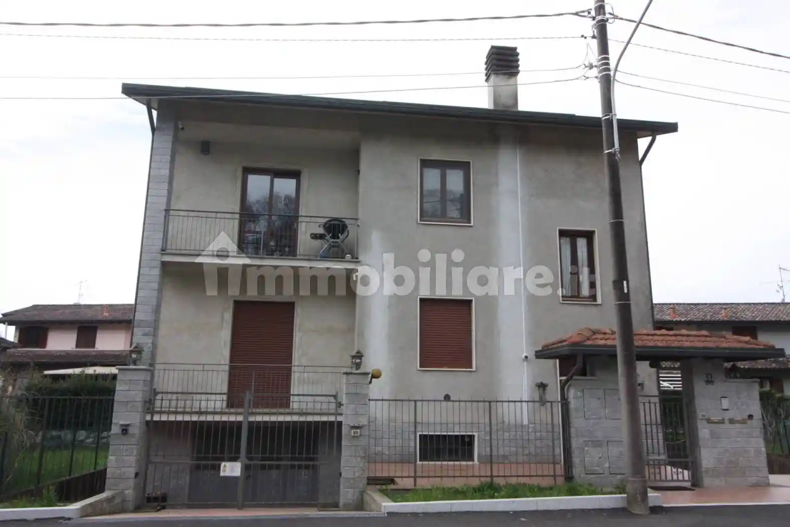 Casa indipendente in vendita a Leggiuno