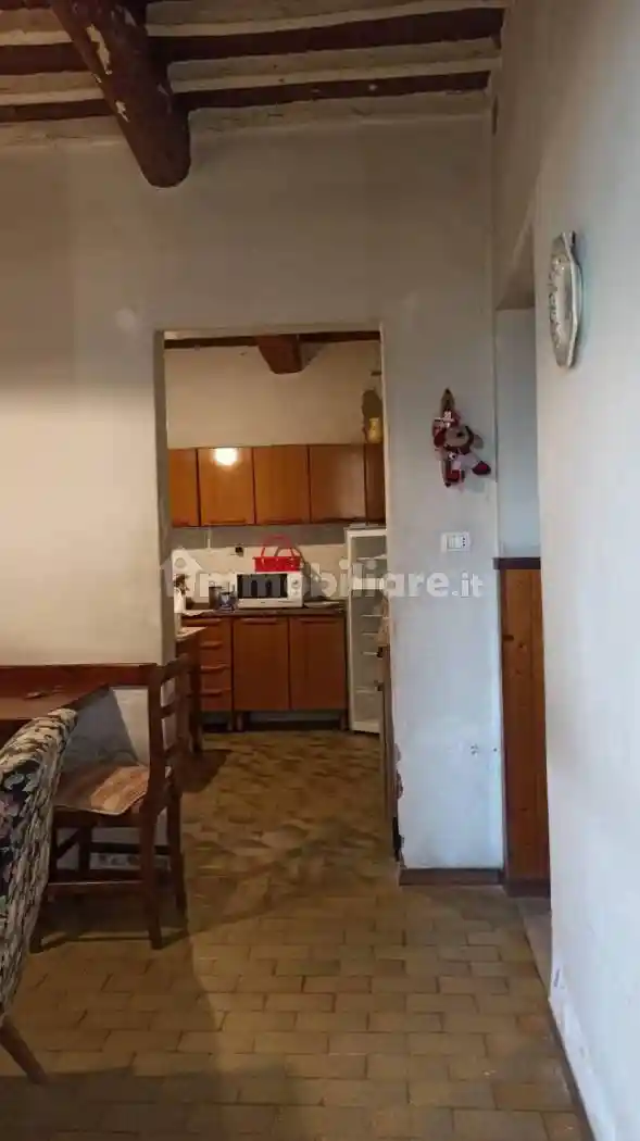 Terratetto unifamiliare 180 m², da ristrutturare, Petrognano - San Gennaro, Capannori - foto 4