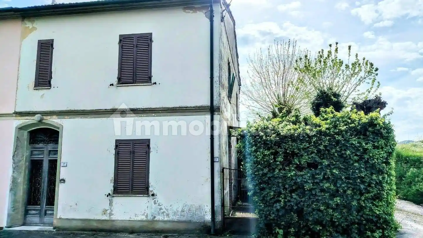 Villa in vendita a Casciana Terme Lari