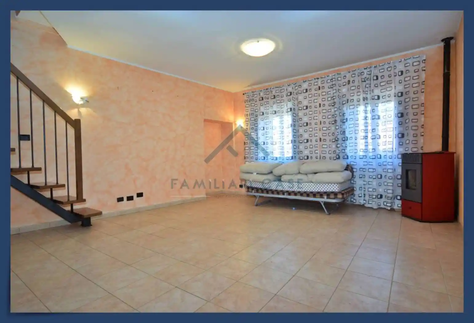 Appartamento in vendita a Gazzada Schianno